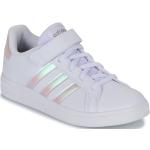 Białe Niskie sneakersy dla dzieci marki adidas Court w rozmiarze 31 - wysokość obcasa do 3cm 