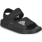 Czarne Sandały dla dzieci na lato marki adidas Adilette w rozmiarze 31 - wysokość obcasa do 3cm 