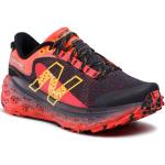 Przecenione Czerwone Buty do biegania terenowe męskie sportowe marki New Balance w rozmiarze 40 
