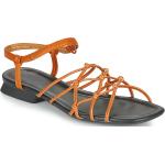 Przecenione Brązowe Sandały skórzane damskie na lato marki Camper w rozmiarze 36 - wysokość obcasa do 3cm 