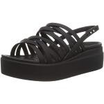 Czarne Sandały na koturnie dla dziewczynek na lato marki Crocs w rozmiarze 35 