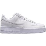 Białe Sneakersy sznurowane męskie sportowe marki Nike Air Force 1 w rozmiarze 42,5 