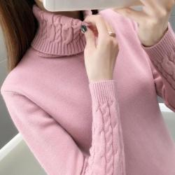Dzianinowy sweter damski jesienno-zimowy koreański sweter z golfem z długim rękawem damska różowa dzianina