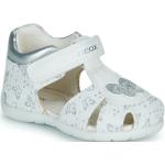 Przecenione Białe Sandały dla dzieci na lato marki Geox w rozmiarze 24 - wysokość obcasa do 3cm 