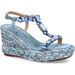 Przecenione Niebieskie Sandały na koturnie damskie romantyczne z zamszu na lato marki Alma en Pena w rozmiarze 40 - wysokość obcasa powyżej 9cm 