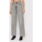 Przecenione Szare Jeansy Relaxed fit damskie dżinsowe marki Calvin Klein Jeans w rozmiarze XXS 
