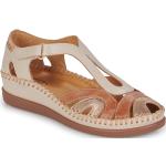 Beżowe Sandały skórzane damskie na lato marki Pikolinos w rozmiarze 40 - wysokość obcasa od 3cm do 5cm 