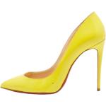 Żółte Czółenka na obcasie damskie w stylu vintage marki Christian Louboutin w rozmiarze 37,5 
