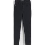 Czarne Jeansy z wysokim stanem damskie rurki marki Reserved w rozmiarze XL 