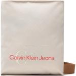 Przecenione Beżowe Saszetki na ramię męskie dżinsowe marki Calvin Klein Jeans 