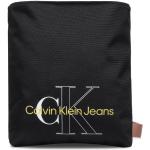 Przecenione Czarne Saszetki na ramię męskie dżinsowe marki Calvin Klein Jeans 