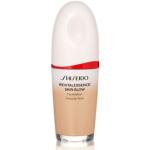 Przecenione Podkłady do twarzy damskie 30 ml - efekt do 12h marki Shiseido japońskie 