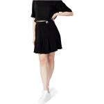 Czarne Spódnice damskie w stylu casual na wiosnę marki Fila w rozmiarze M 