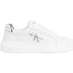 Białe Sneakersy sznurowane z połyskiem ze skóry syntetycznej marki Calvin Klein w rozmiarze 39 