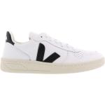 Białe Sneakersy skórzane damskie marki Veja w rozmiarze 36 