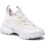 Przecenione Białe Buty skórzane damskie z gładkiej skóry marki CARINII w rozmiarze 37 