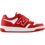 Czerwone Sneakersy sznurowane dla chłopców do prania w pralce Rzepy sportowe ze skóry syntetycznej marki New Balance w rozmiarze 33 