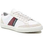 Przecenione Białe Niskie sneakersy męskie z gładkiej skóry marki Lacoste w rozmiarze 40 