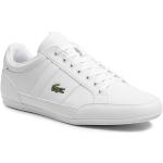 Przecenione Białe Niskie sneakersy męskie z gładkiej skóry marki Lacoste w rozmiarze 43 