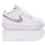 Białe Sneakersy dla dzieci eleganckie ze skóry syntetycznej marki Nike w rozmiarze 25 