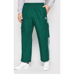 Przecenione Zielone Spodnie dresowe męskie luźne marki adidas w rozmiarze S 