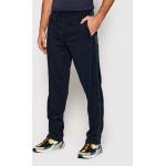 Przecenione Granatowe Spodnie dresowe męskie marki Guess w rozmiarze XL 