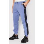 Przecenione Fioletowe Spodnie dresowe męskie marki Guess w rozmiarze S 