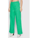 Przecenione Zielone Spodnie dresowe damskie marki Pieces w rozmiarze S 