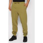 Przecenione Zielone Spodnie dresowe męskie marki Urban Classics w rozmiarze M 