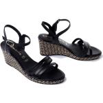 Czarne Sandały na koturnie damskie na lato marki Tamaris w rozmiarze 40 - wysokość obcasa od 7cm do 9cm 