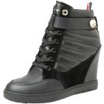 Czarne Sneakersy na koturnie damskie - rodzaj noska: Okrągły marki Tommy Hilfiger w rozmiarze 39 