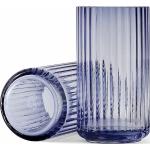 Niebieskie Wazony szklane marki Lyngby o wysokości 15 cm 